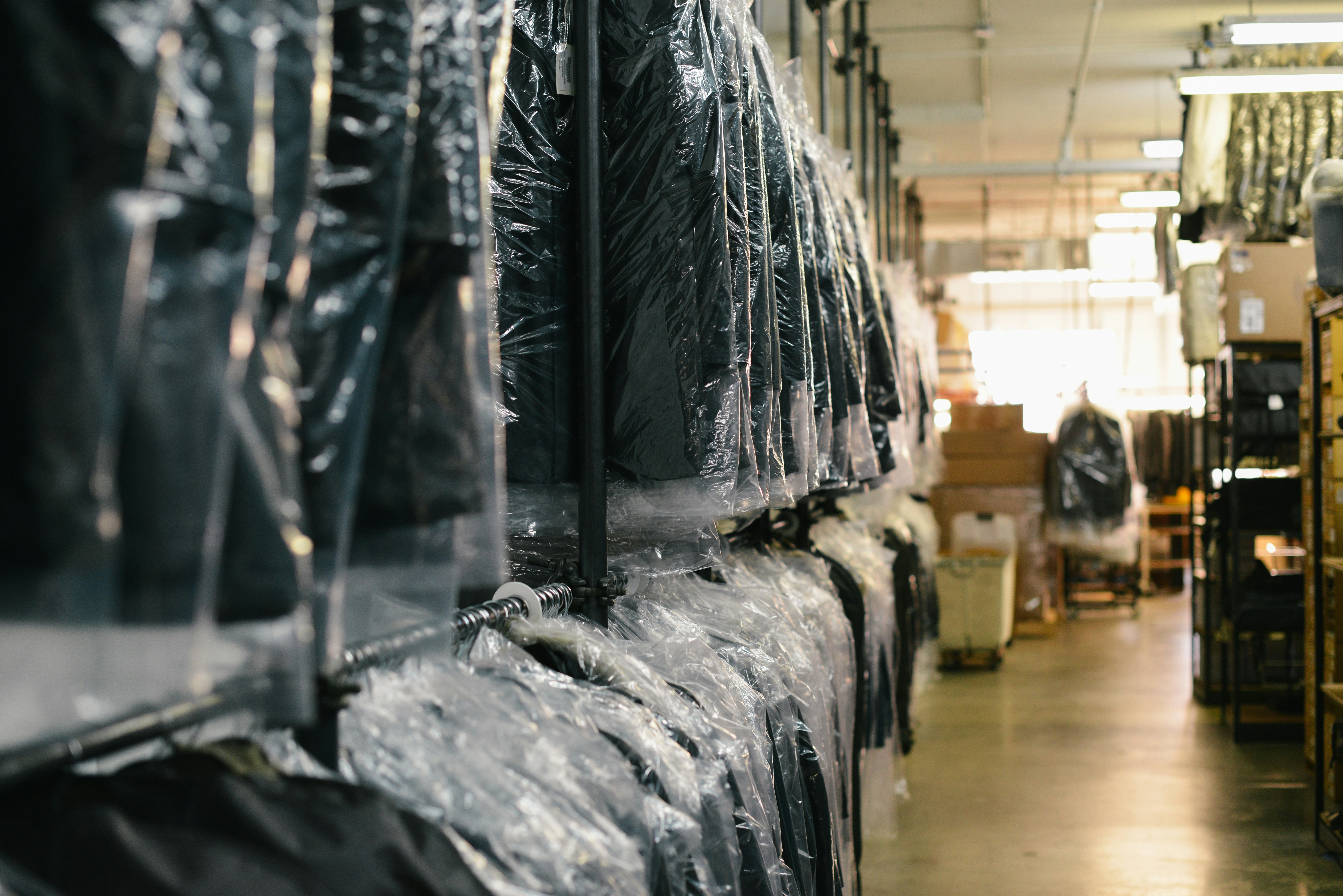 Apparel warehouse logistics